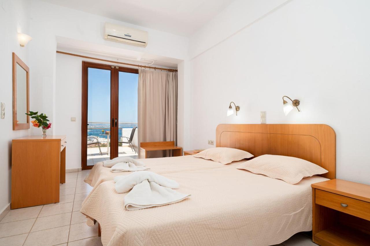 Adonis Hotel Agia Galini Exterior foto